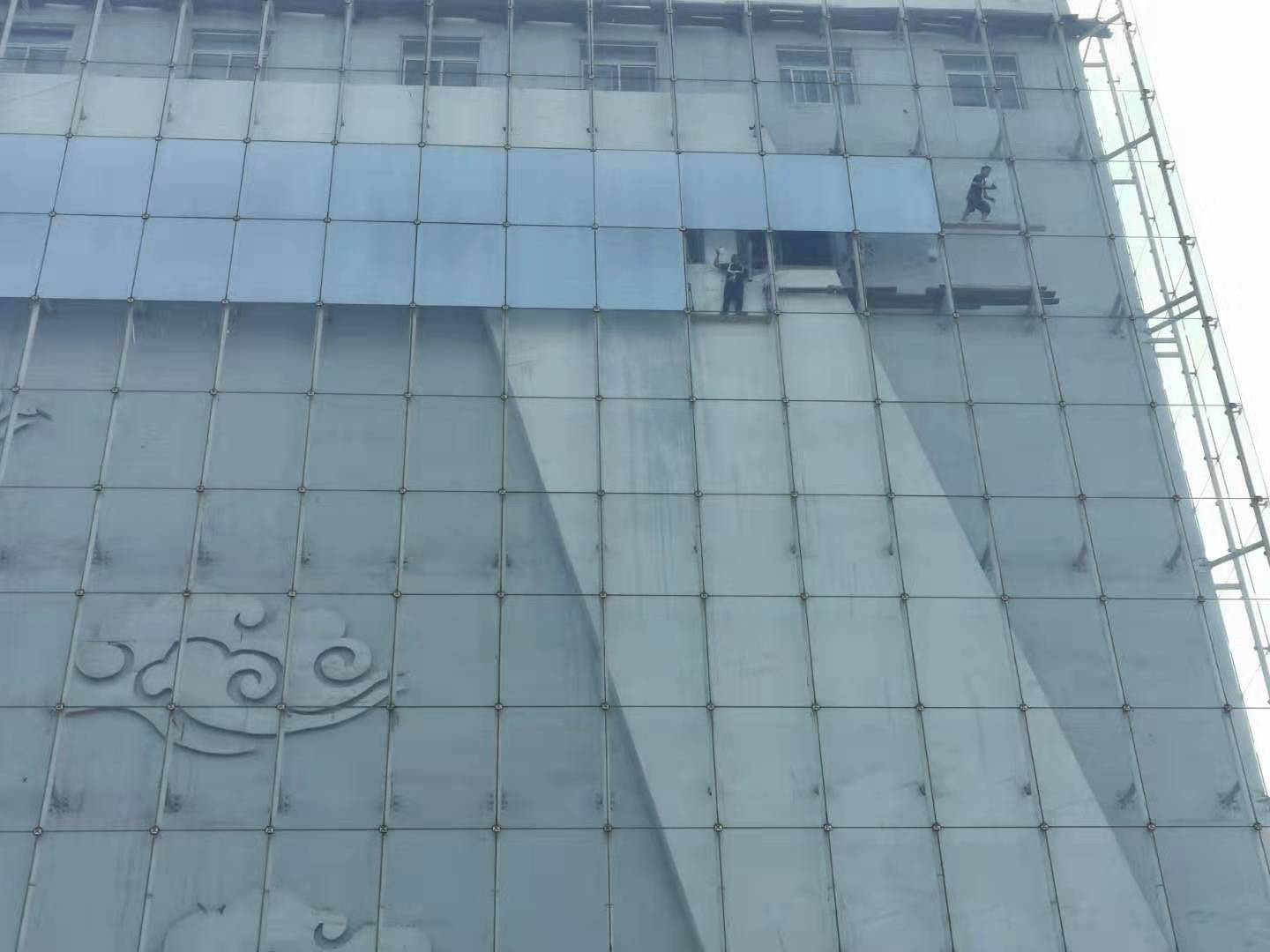 173649790.jpg