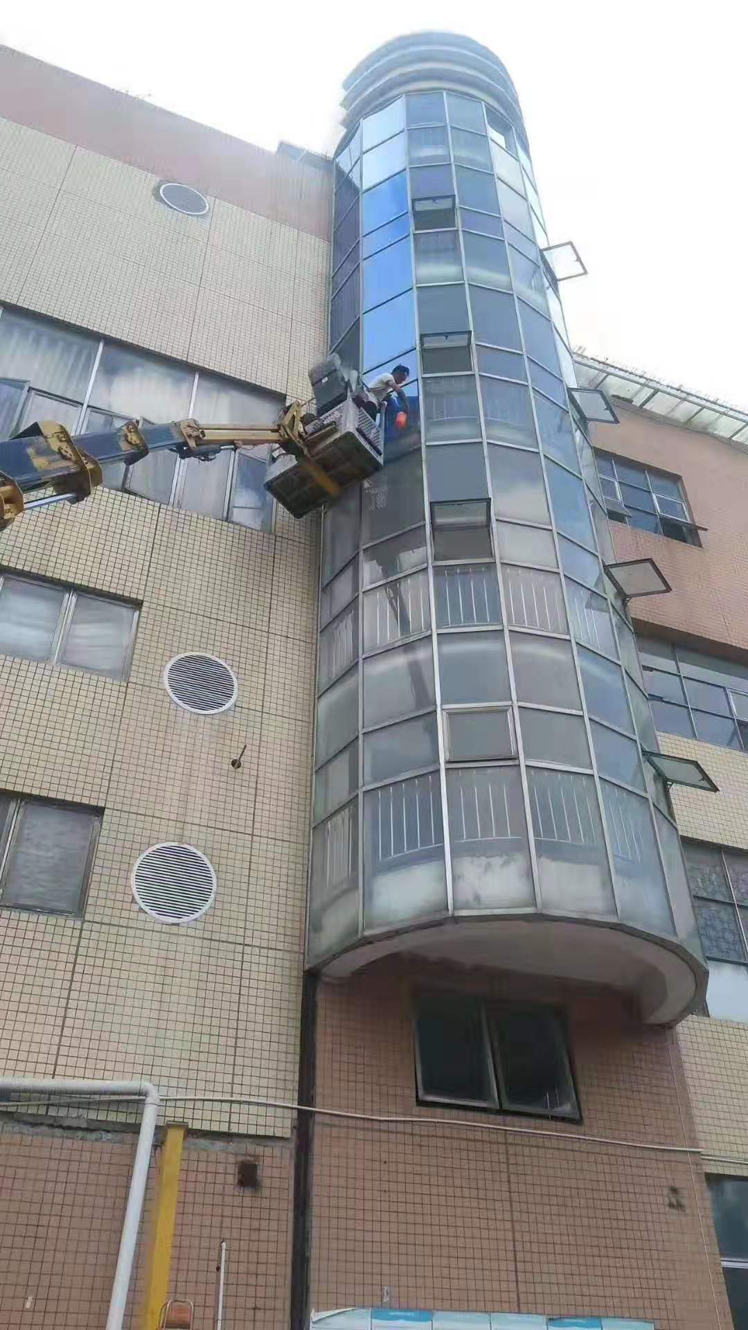 173542621.jpg