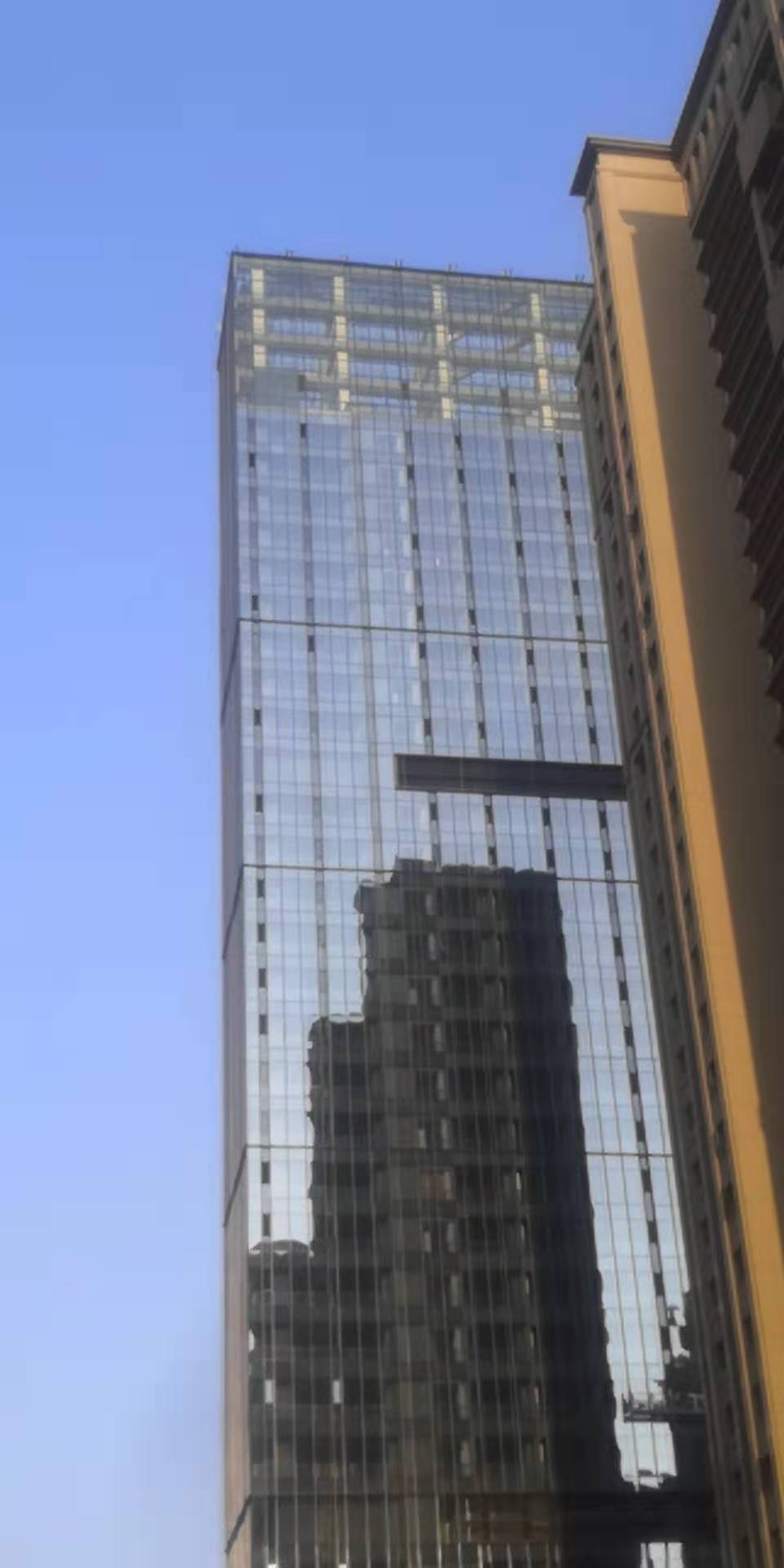 173708711.jpg